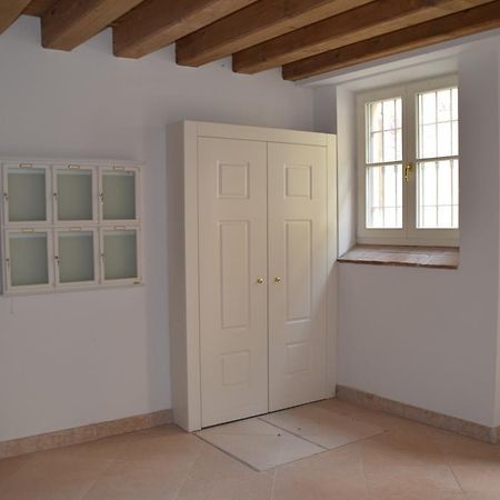 Verona White Lodge ภายนอก รูปภาพ